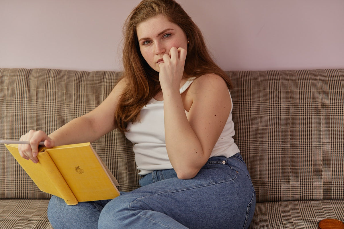 The 4 Different Stages of Endometriosis Explained | Knowell